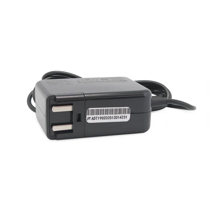 Punjac za laptop Microsoft 12v 2.58A Surface Pro 3