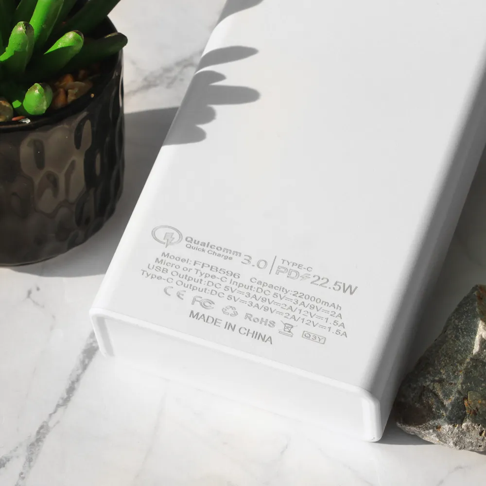 Back up baterija Oxpower PD11 5V 3A 12000 mAh bela