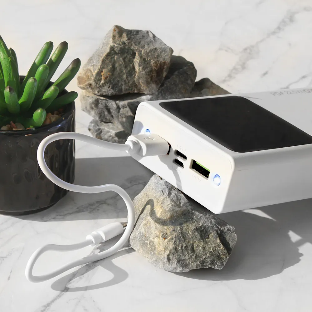 Back up baterija Oxpower PD11 5V 3A 12000 mAh bela