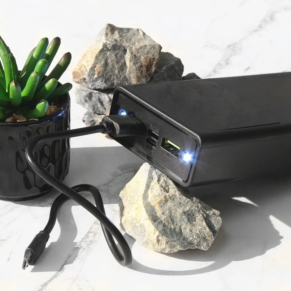 Back up baterija Oxpower PD11 5V 3A 12000 mAh crna