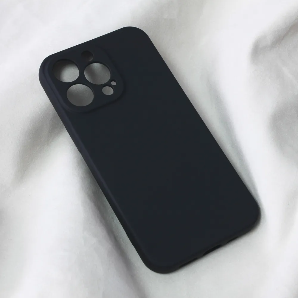 Maska Teracell Soft Velvet za iPhone 13 Pro 6.1 crna