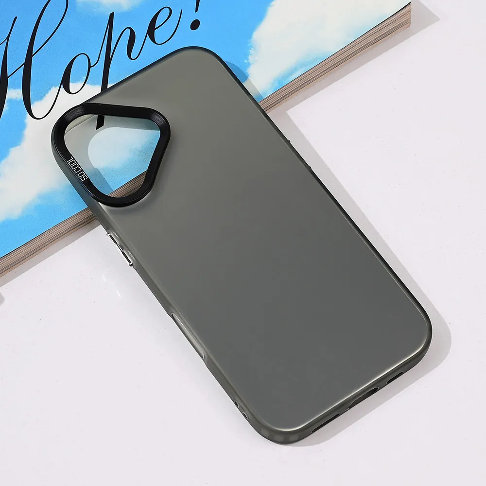 Maska Clear za iPhone 16 6.1 crna