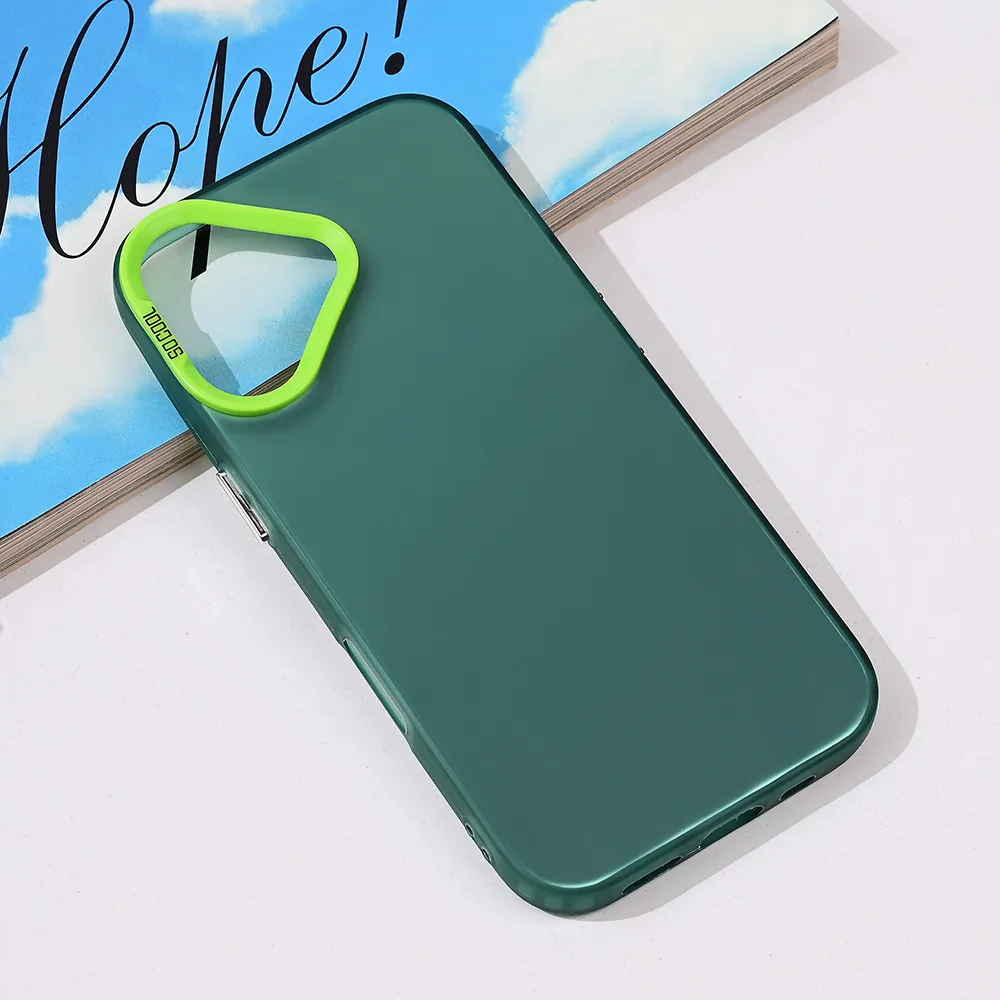 Maska Clear za iPhone 16 6.1 zelena