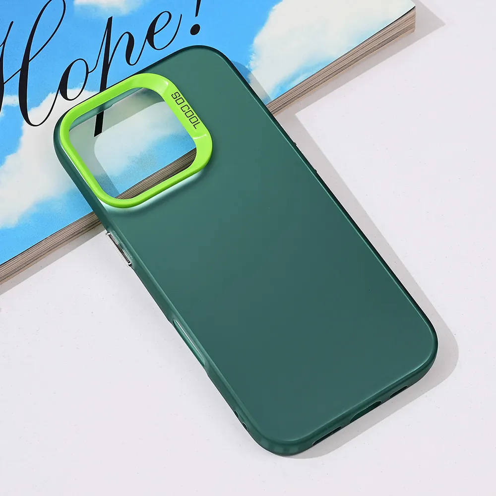 Maska Clear za iPhone 16 Pro 6.3 zelena