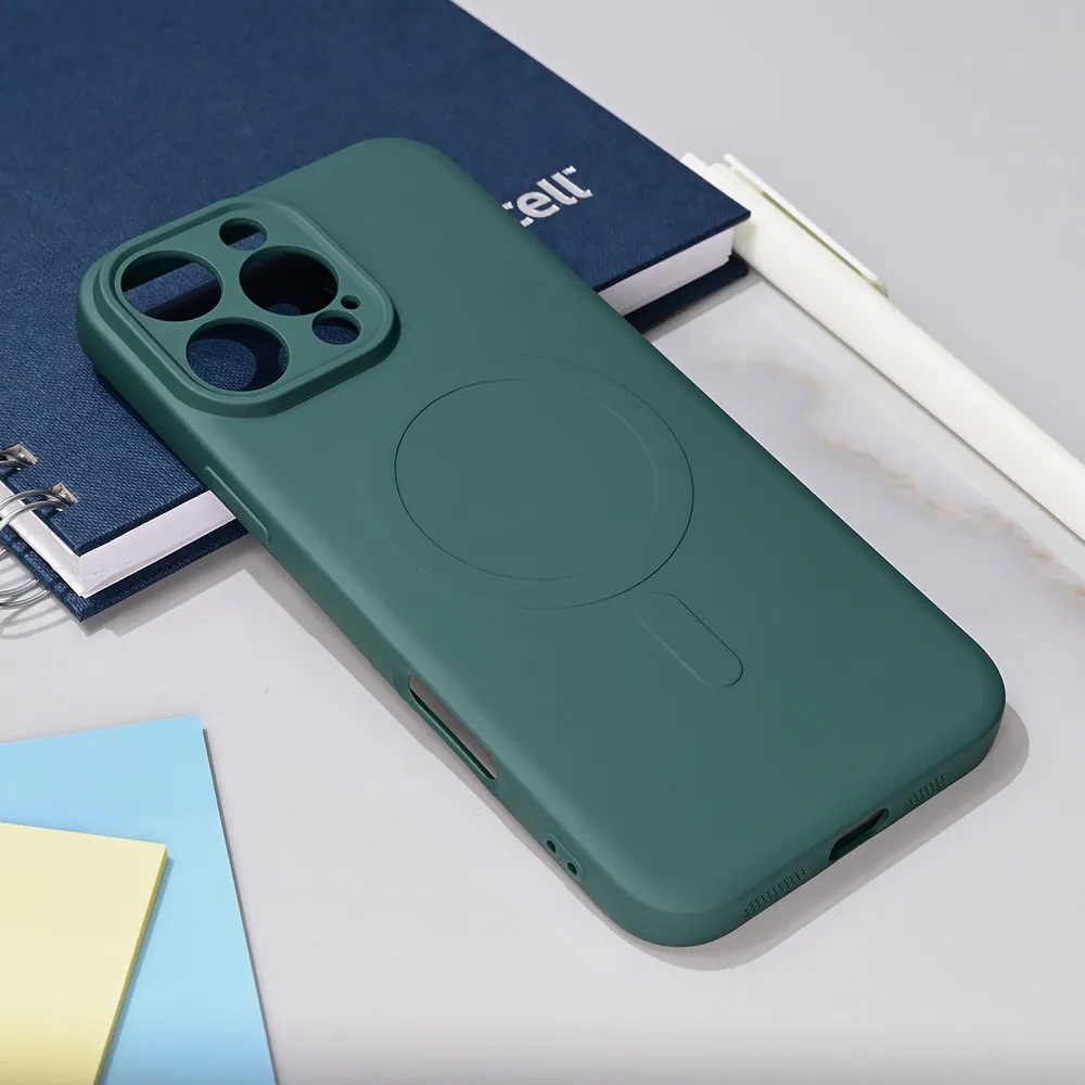 Maska Teracell Giulietta Magsafe za iPhone 16 Pro Max 6.9 tamno zelena