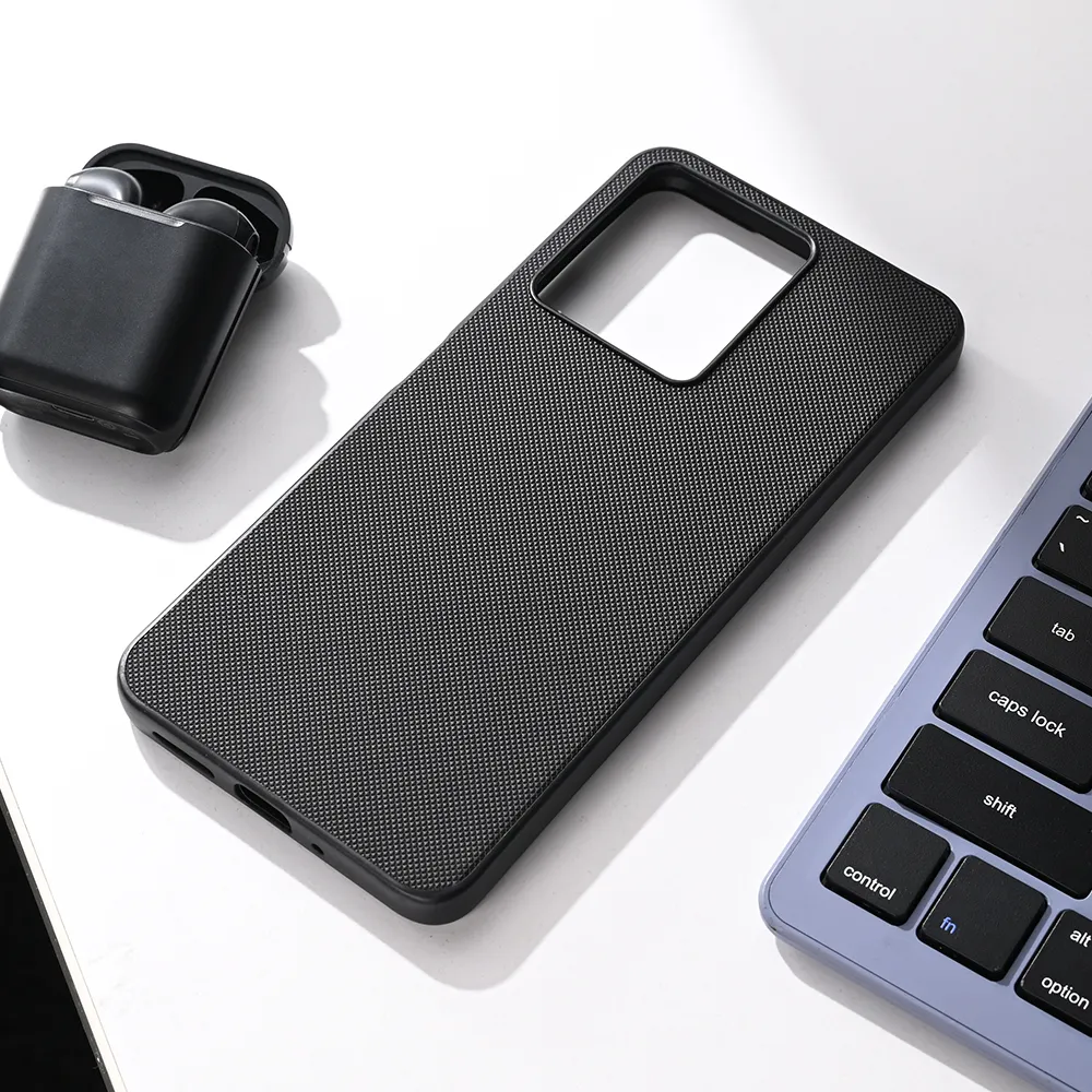 Maska Teracell Scrub za Xiaomi Redmi 13C crna