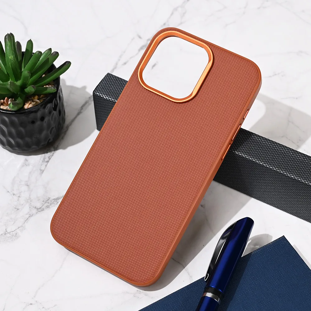 Maska Urban Case za iPhone 13 Pro Max 6.7 braon