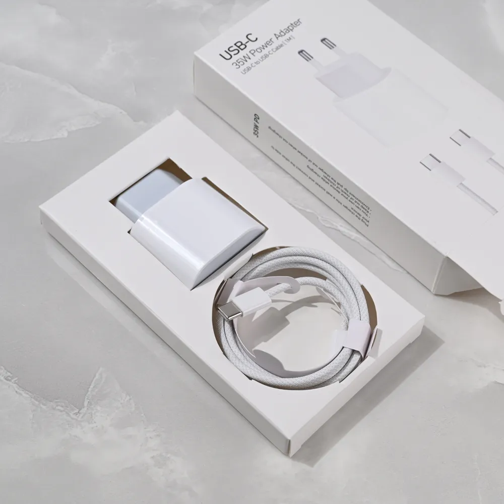 Kucni punjac PD Fast charger 35W za iPhone 15-16 sa PD Type C kablom CE beli