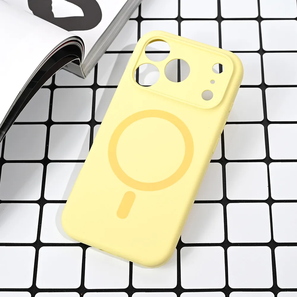 Maska Magsafe Pure color za iPhone 17 Pro 6.3 zuta