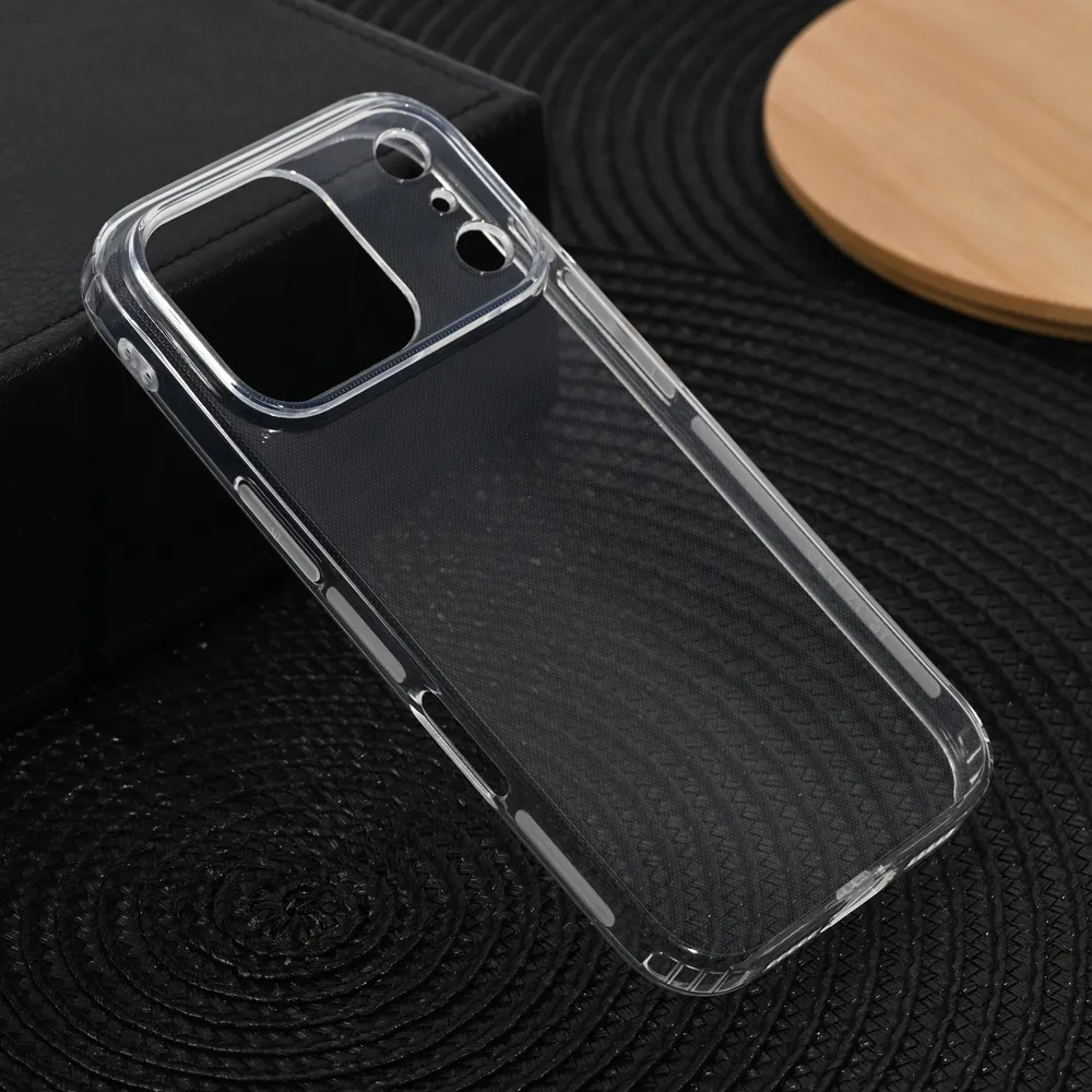 Maska silikonska Ultra Thin with pluggy za iPhone 17 Pro 6.3 transparent