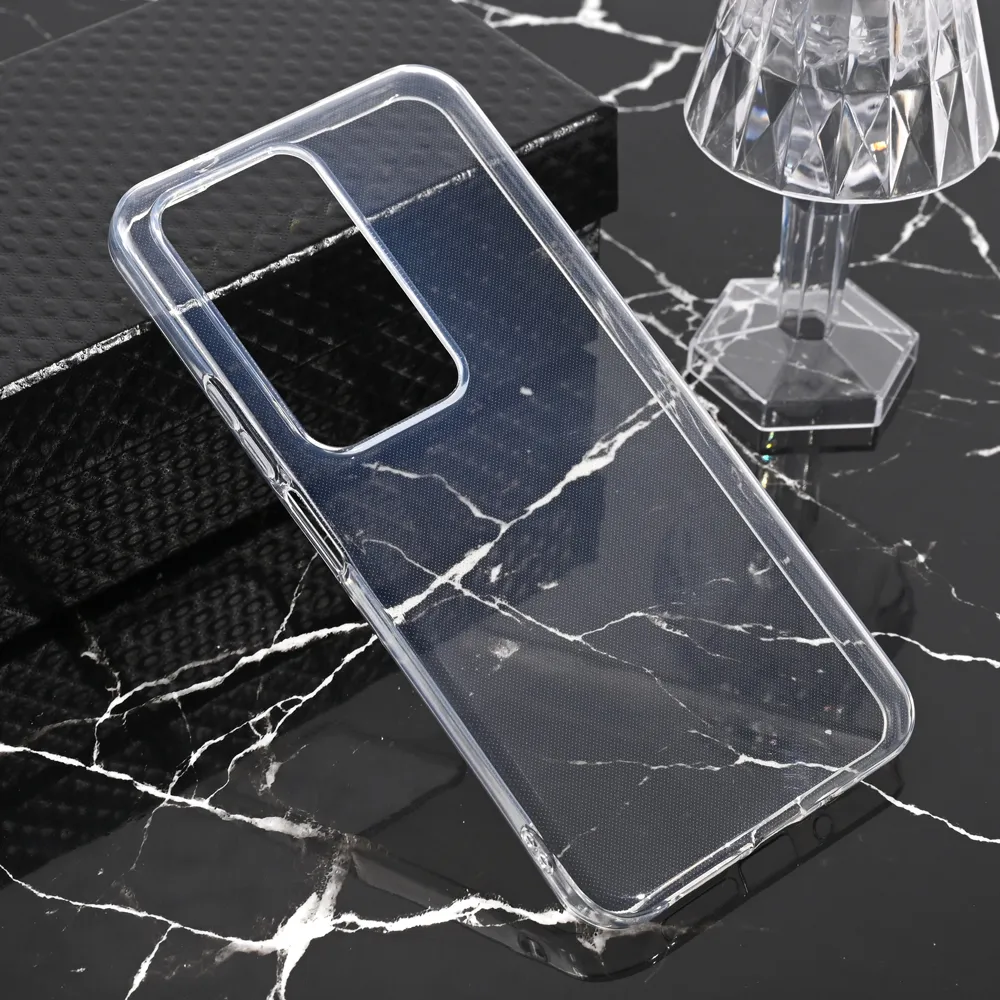 Maska silikonska Ultra Thin za Xiaomi Redmi 15 4G EU 171mm transparent