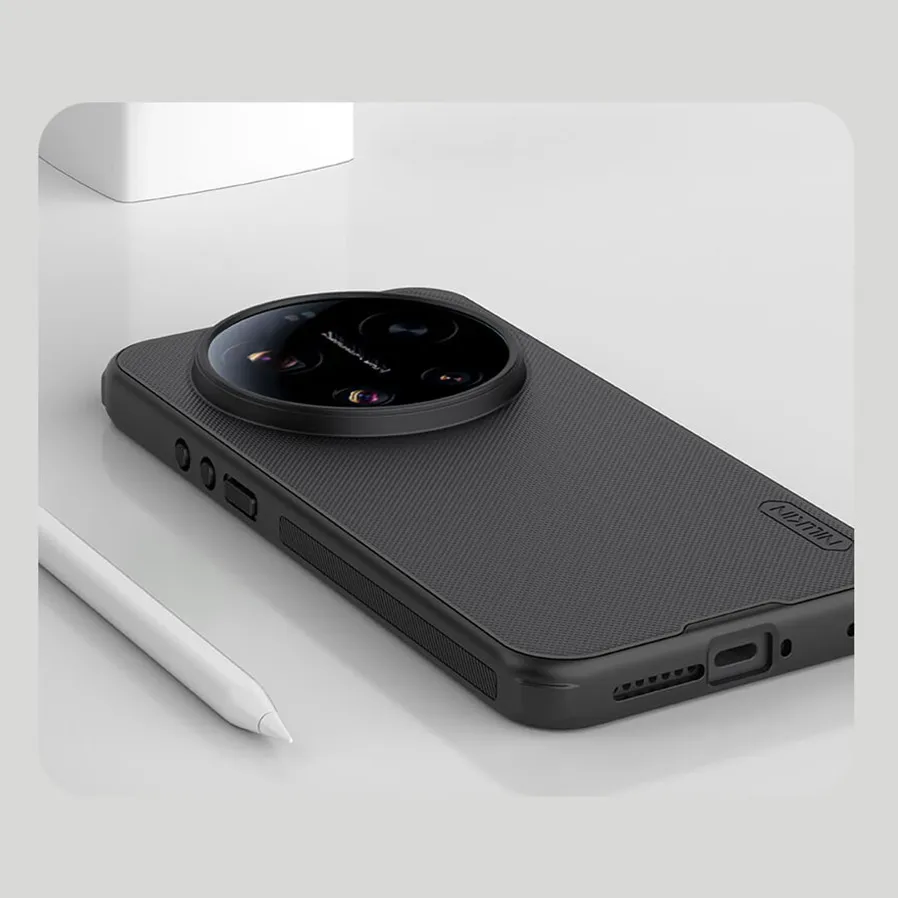 Maska Nillkin Scrub Pro Magnetic za Xiaomi 17 Ultra crna