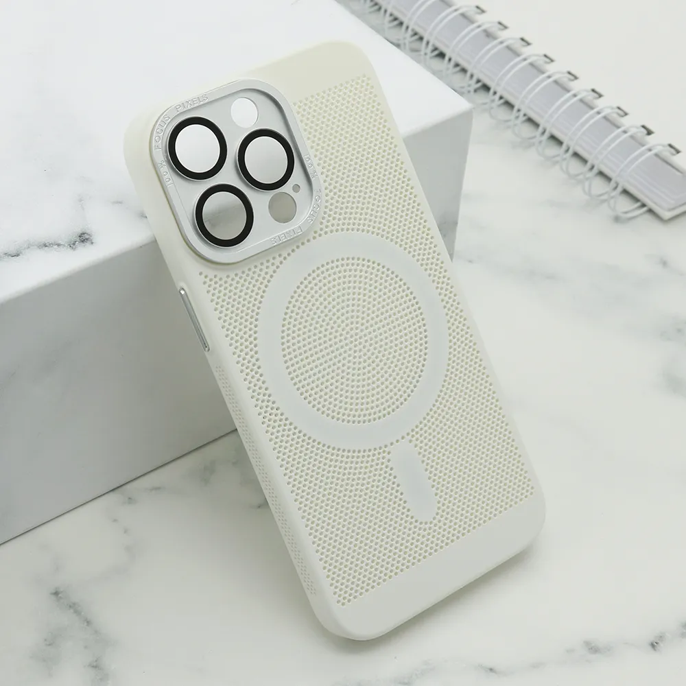 Futrola BREATH MagSafe za iPhone 13 Pro (6.1) srebrna