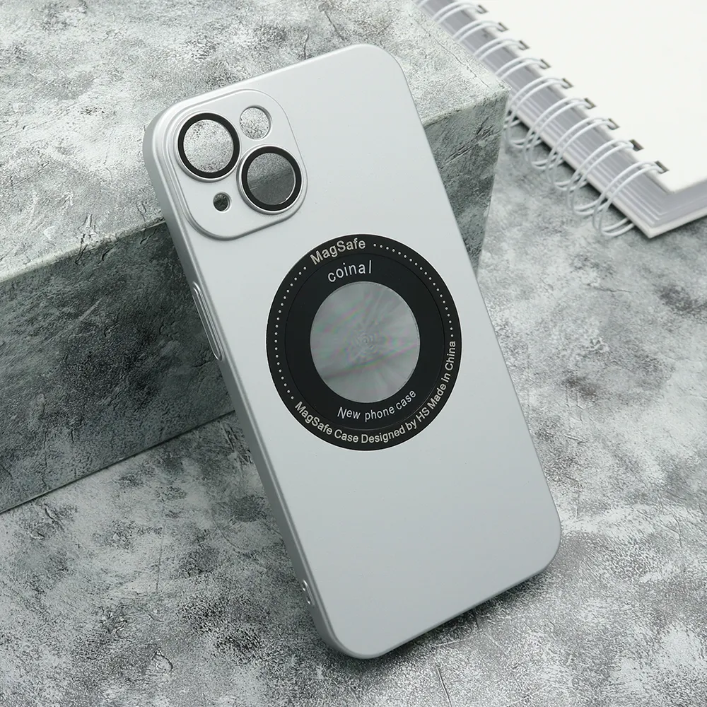 Futrola ELEGANT LOGO CUT za iPhone 14 (6.1) srebrna