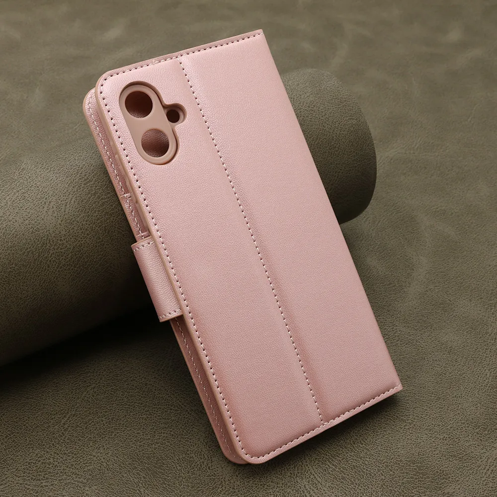 Futrola BI FOLD HANMAN II za Samsung A065F Galaxy A06 svetlo roze