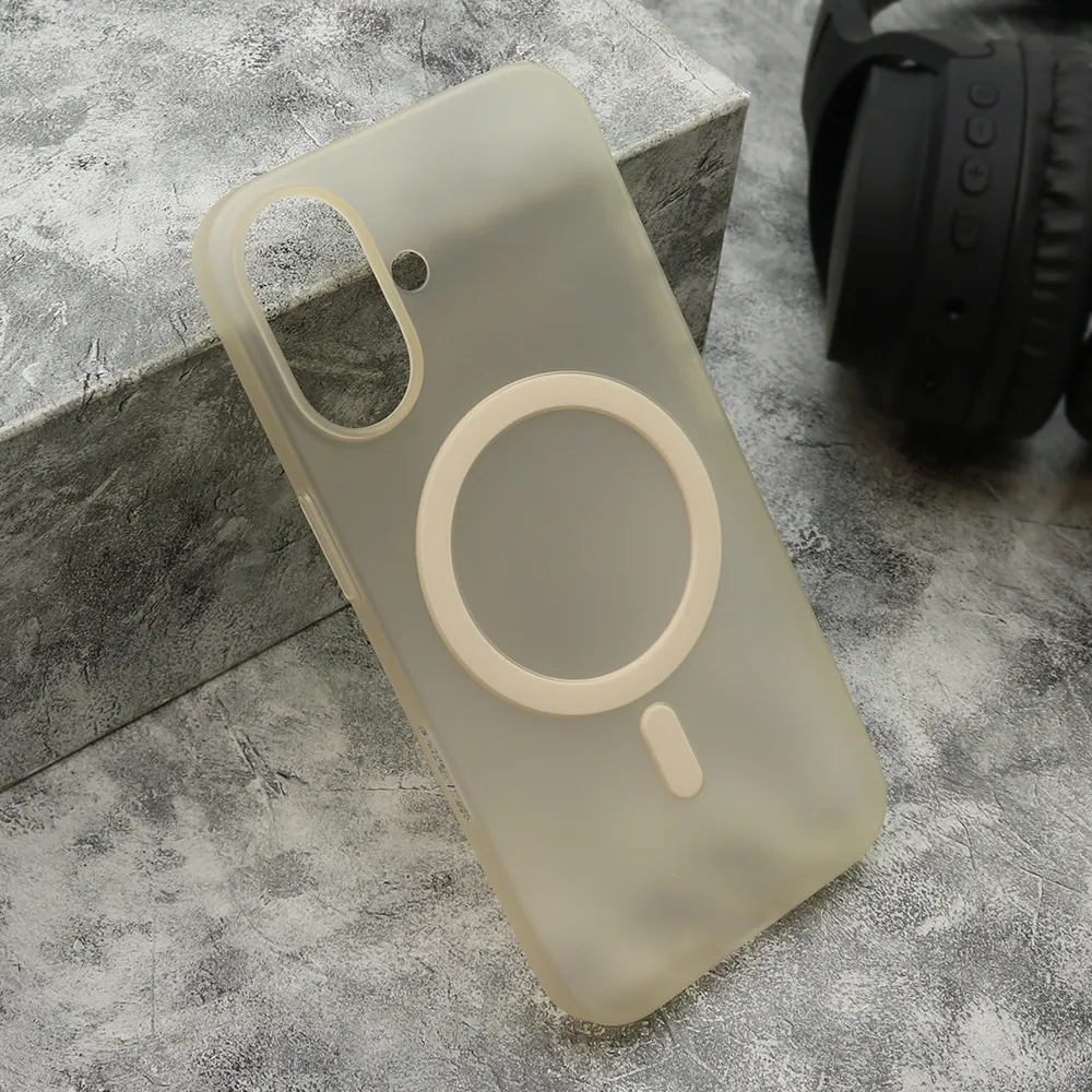 Futrola CLOUD MagSafe za iPhone 16 (6.1) zlatna