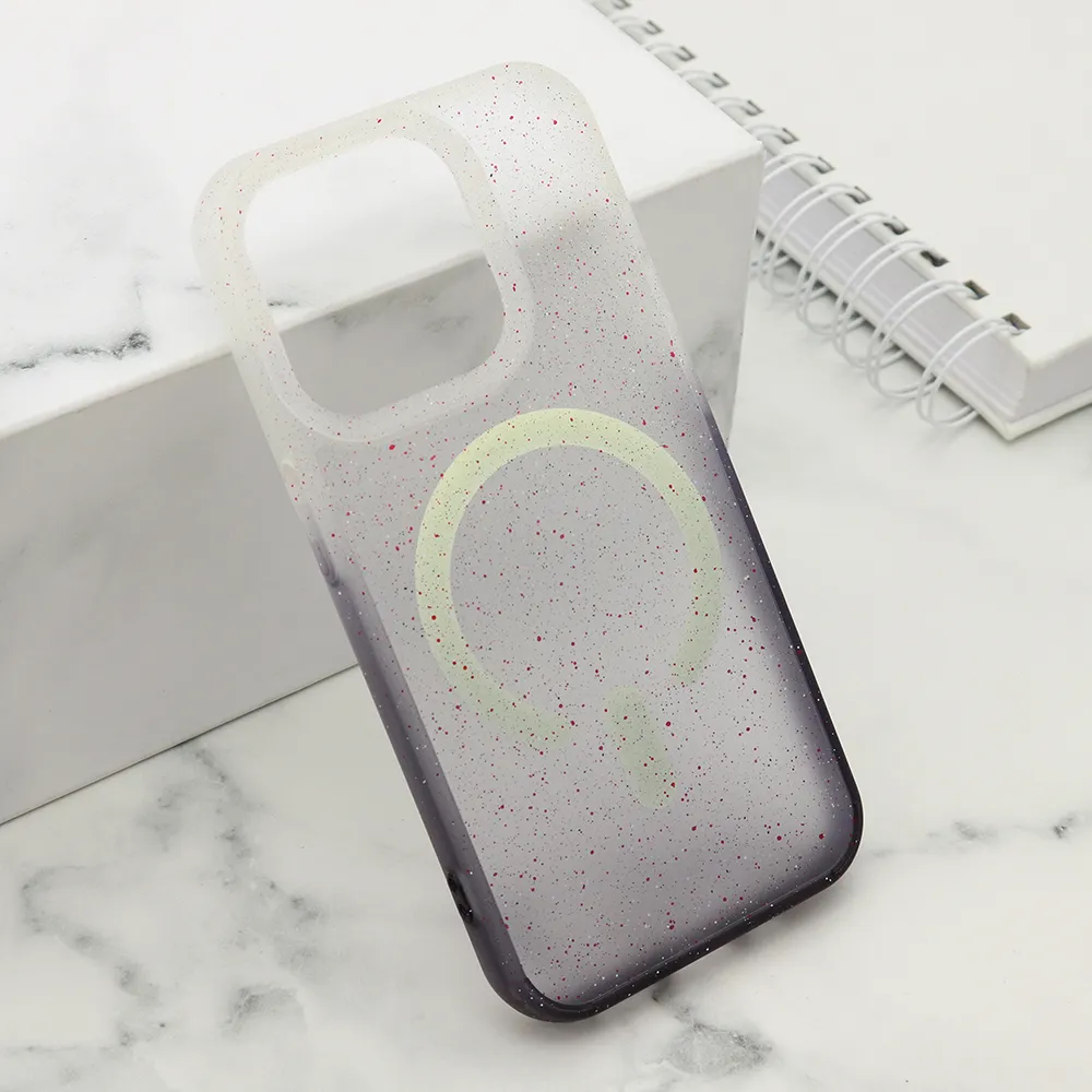 Futrola Starlight MagSafe za iPhone 15 Pro (6.1) crna