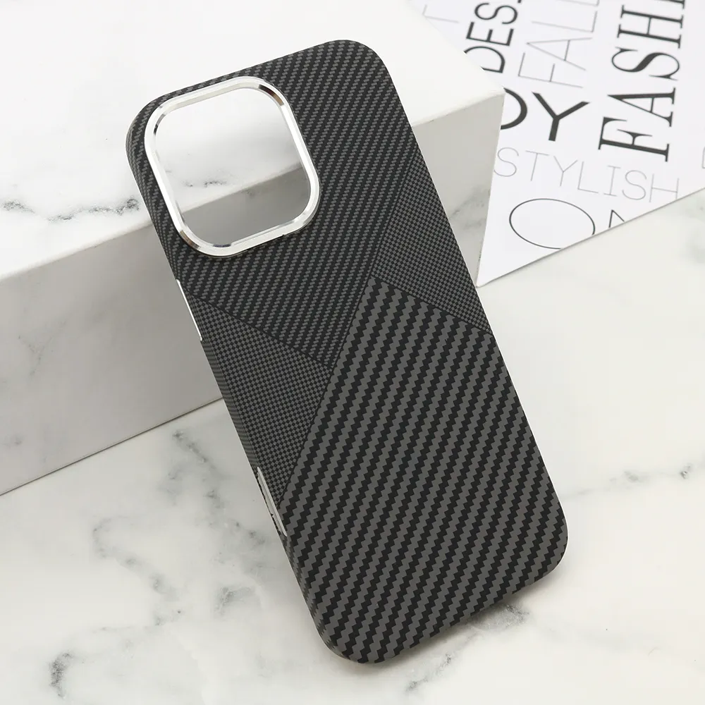 Futrola UrbanMesh MagSafe za iPhone 16 Pro Max (6.9) DZ03