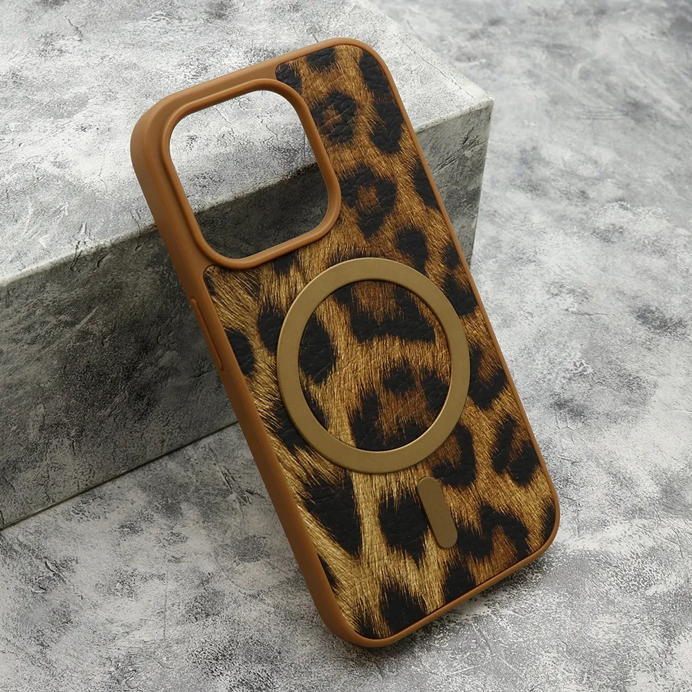 Futrola ROAR STYLE MagSafe za iPhone 15 Pro (6.1) braon