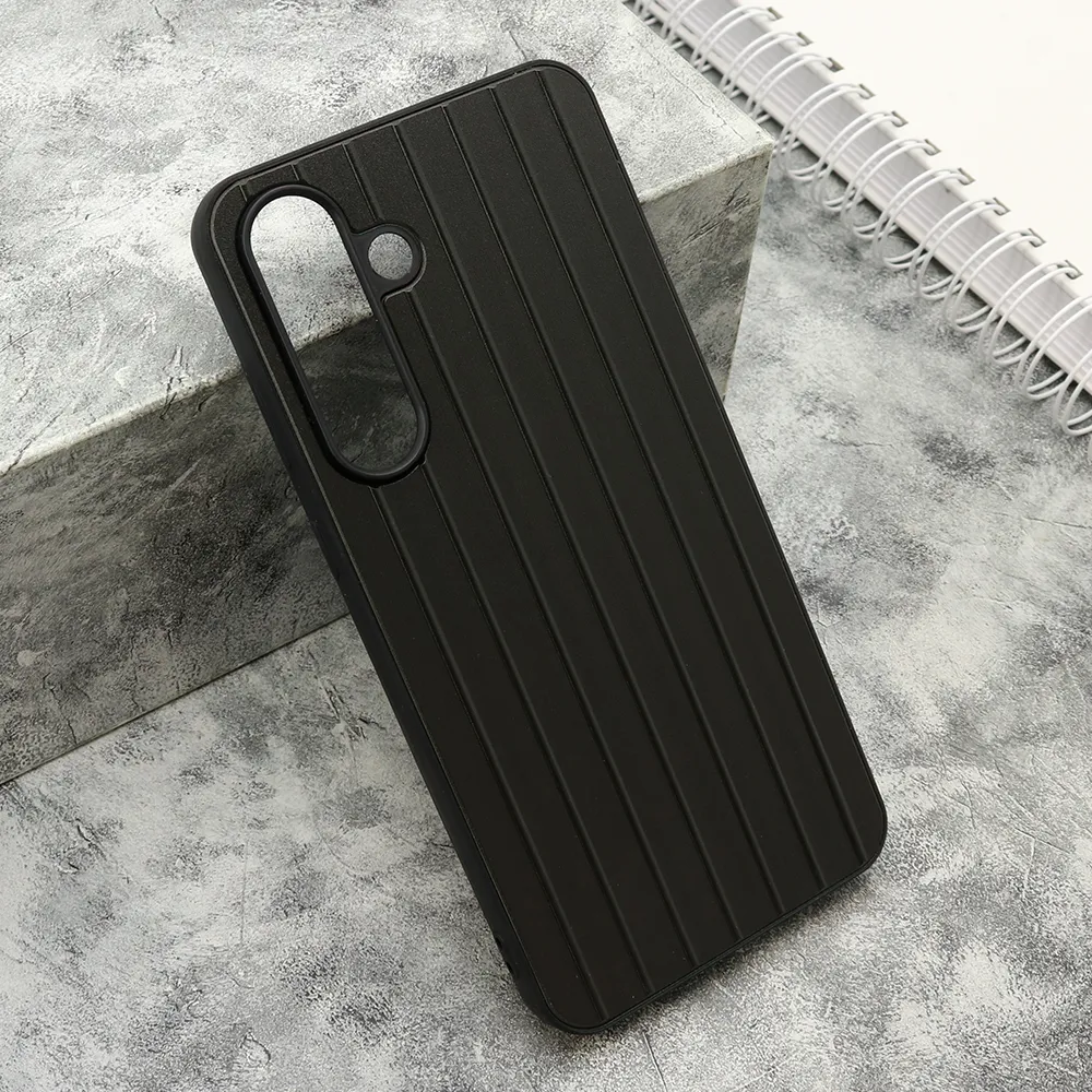 Futrola URBAN STRIPE za Samsung S731B Galaxy S25 FE crna