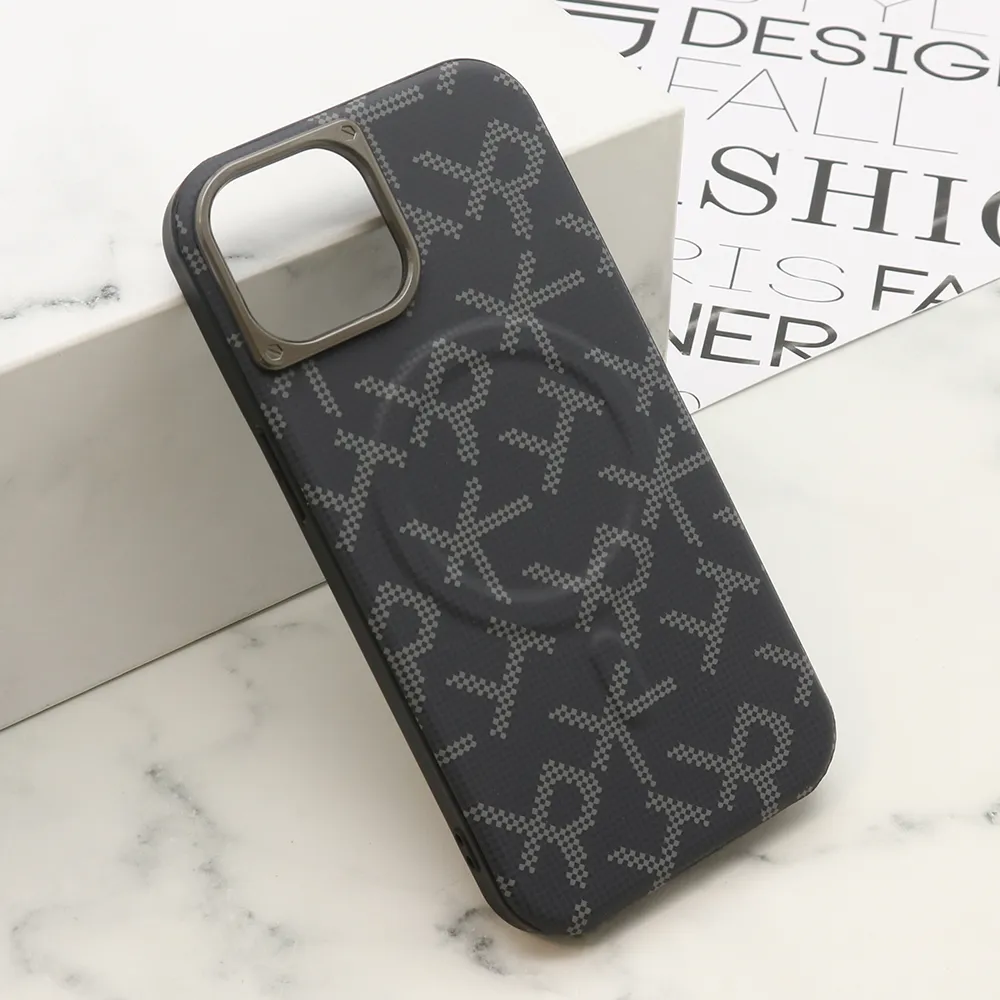 Futrola MONOGRAM MagSafe za iPhone 15 (6.1) crna