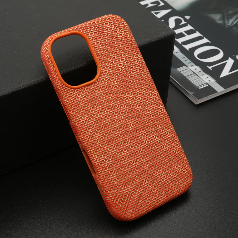 Futrola WOVEN TOUCH MagSafe za iPhone 17 (6.3) narandzasta
