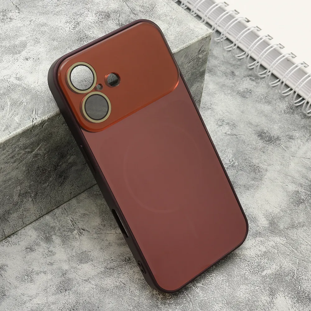 Futrola COLOR METAL MagSafe II za iPhone 16 (6.1) dark cherry