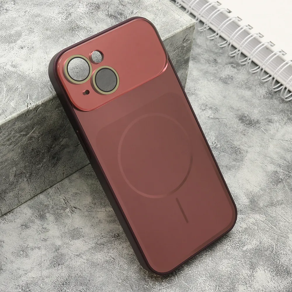 Futrola COLOR METAL MagSafe II za iPhone 15 (6.1) dark cherry