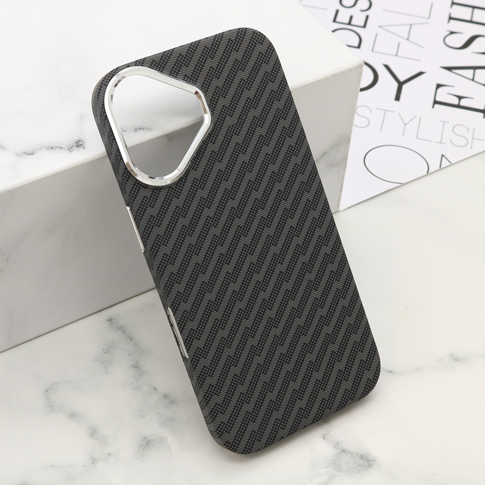 Futrola UrbanMesh MagSafe za iPhone 16 (6.1) DZ01