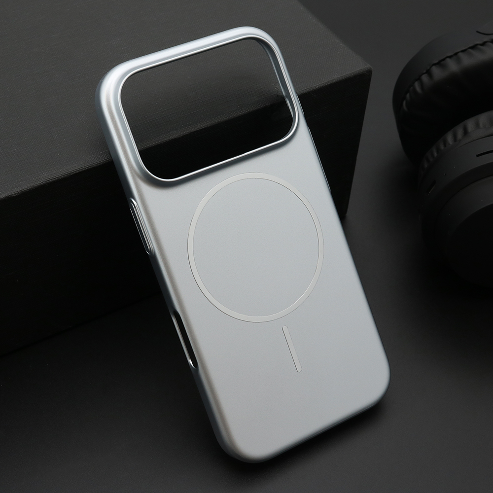 Futrola PURE MATTE MagSafe za iPhone 17 Pro (6.3)/iPhone 18 Pro (6.3) srebrna