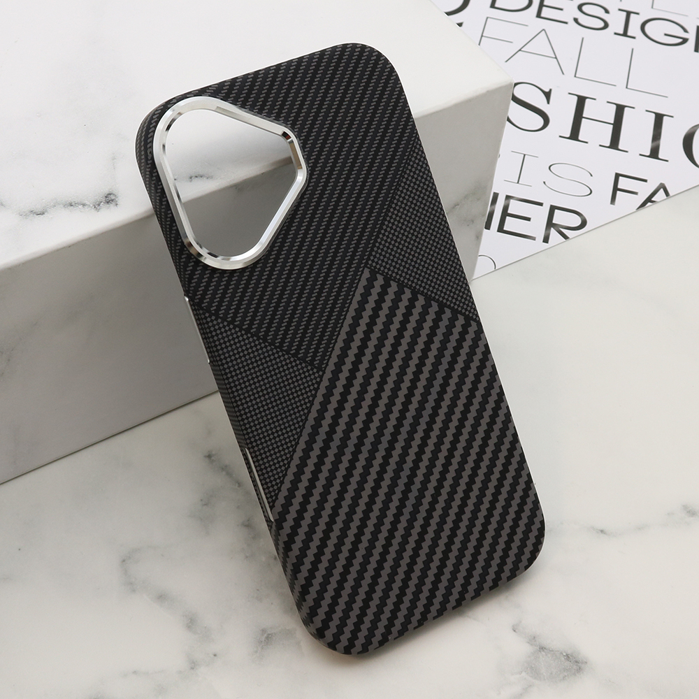 Futrola UrbanMesh MagSafe za iPhone 17 (6.3) (6.1) DZ03