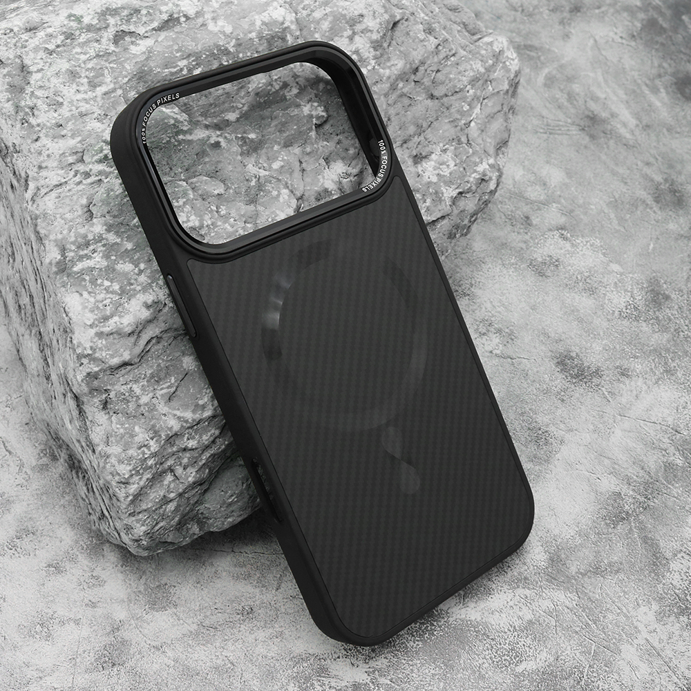 Futrola CARBON MagSafe za iPhone 17 Pro Max (6.9)/iPhone 18 Pro Max (6.9) crna (big camera)